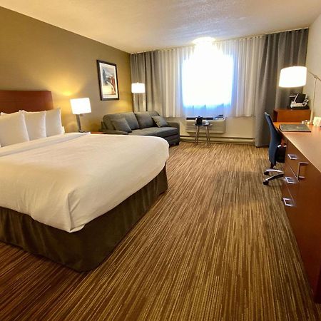 Quality Inn & Suites Matane Zewnętrze zdjęcie