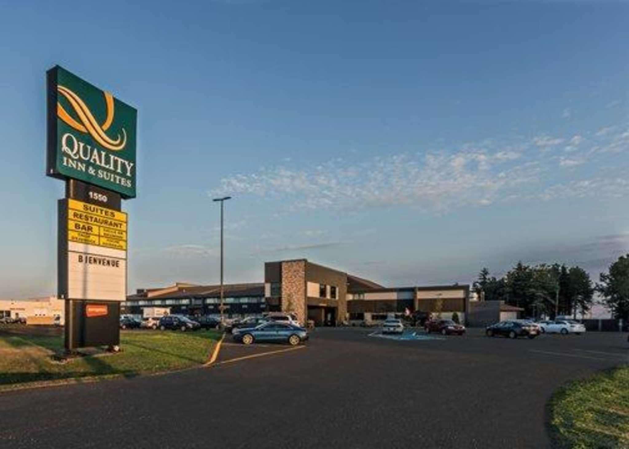 Quality Inn & Suites Matane Zewnętrze zdjęcie